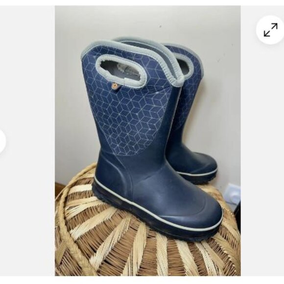BOGS Slushie Youth Boot Dark Blue Size 3 US- 35 -40 Degrees WARM - Picture 1 of 8